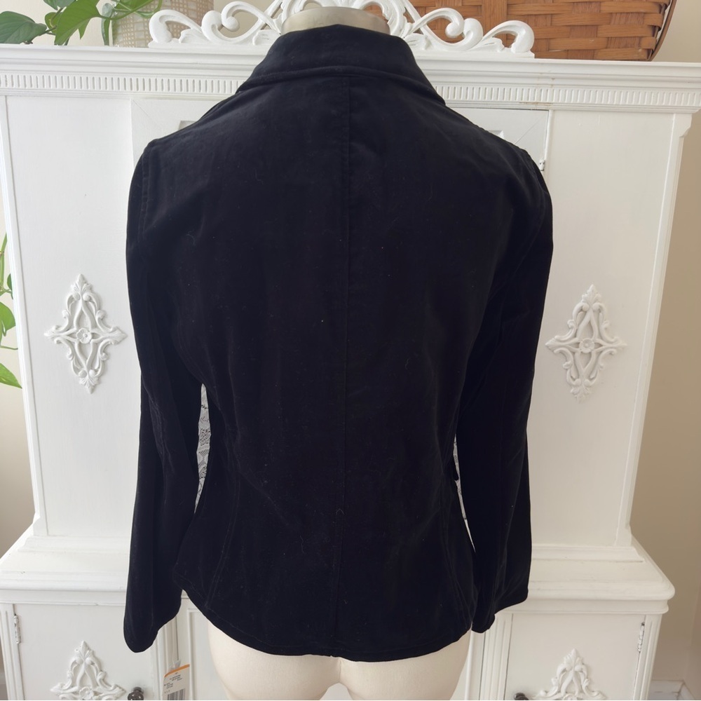 NWT Jones New York Signature
Black Velvet Stretch Jacket - Picture 6 of 10